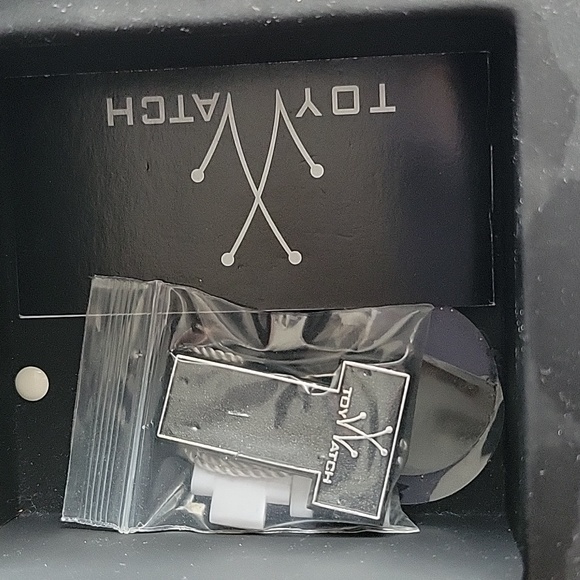 ToyWatch Watch - Picture 4 of 4